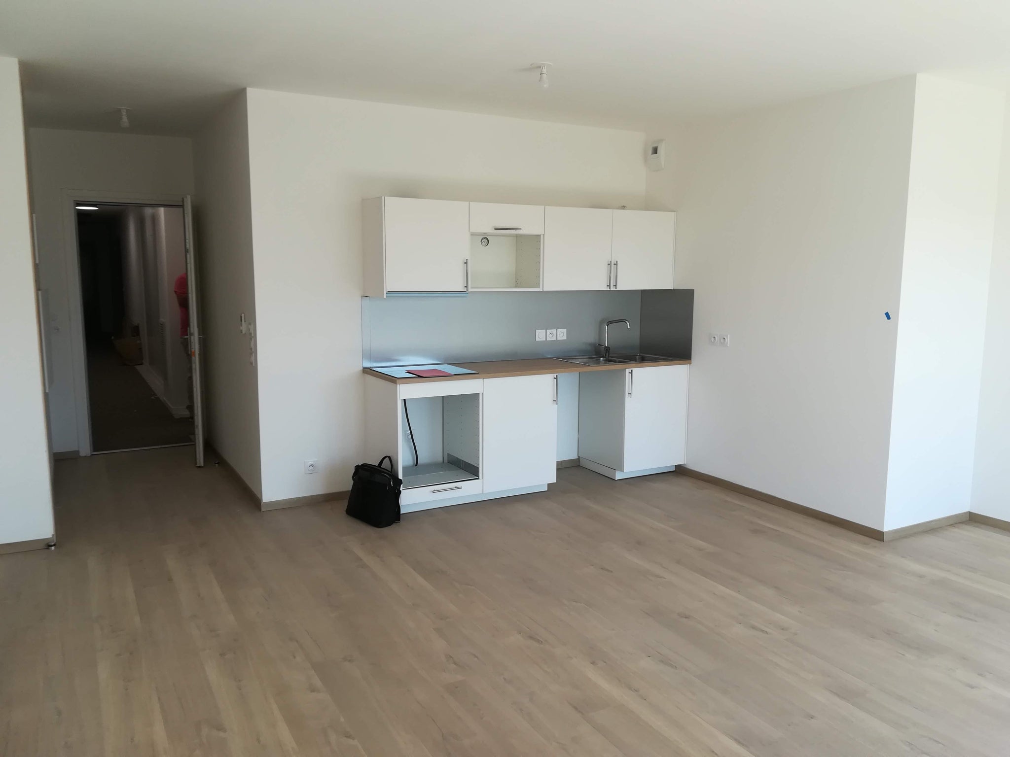 Flat Allée des Douelles in Bordeaux