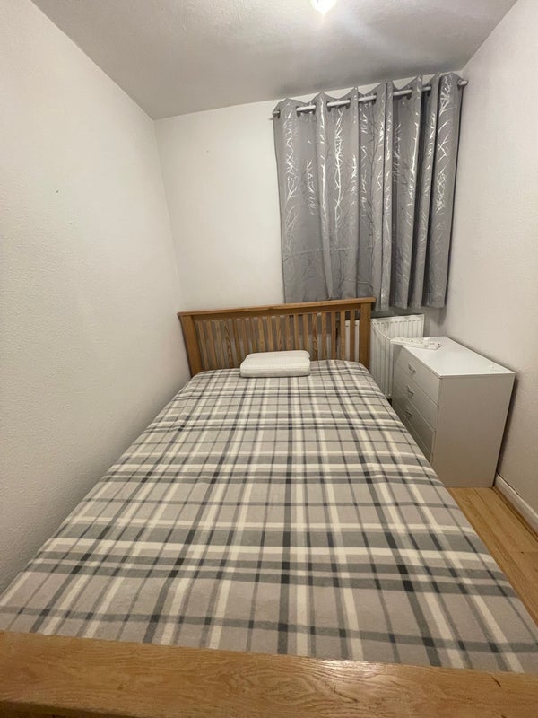 Room Stamford Close in Greater London