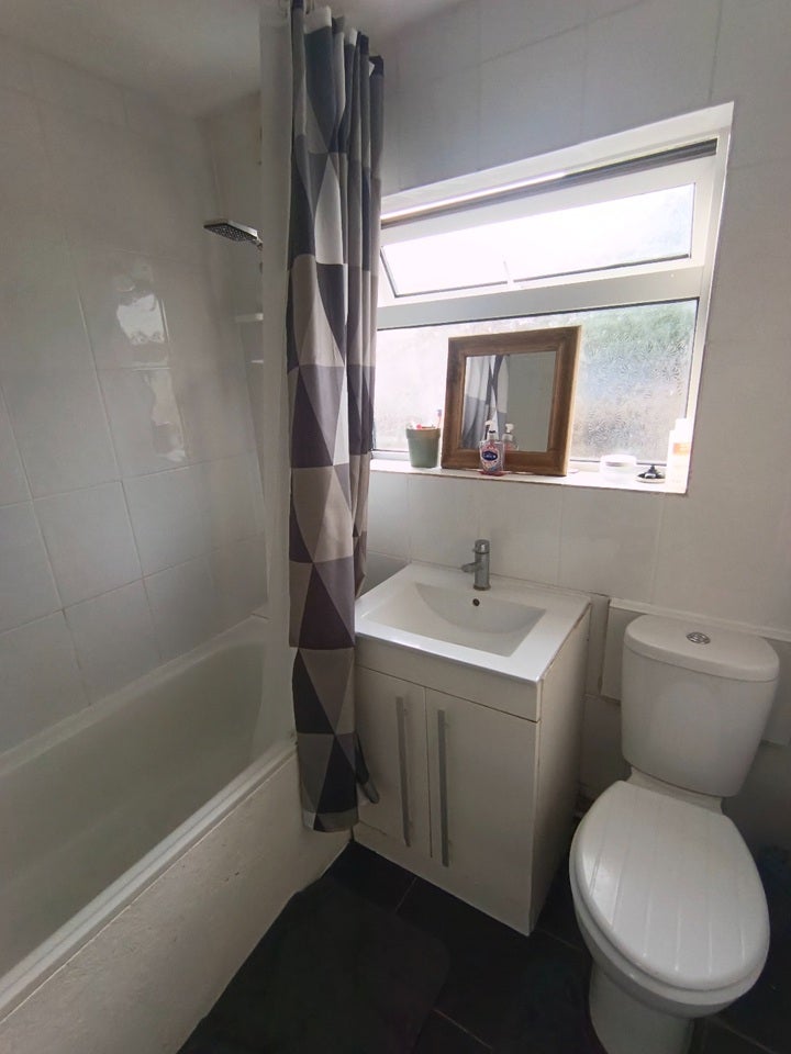 Room Bensham Lane in Greater London