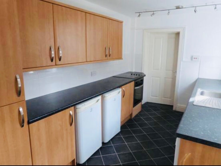 Room Derby Street in West Lancashire