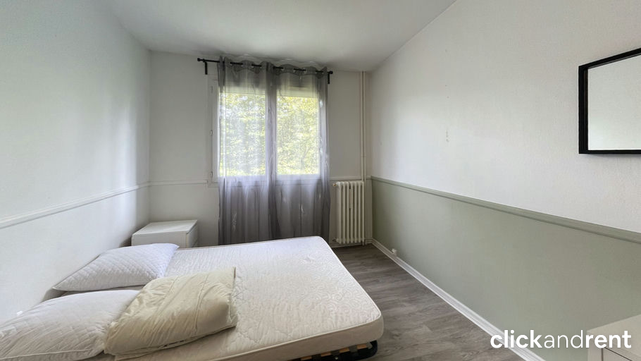 Flat Rue Brisout de Barneville in Rouen