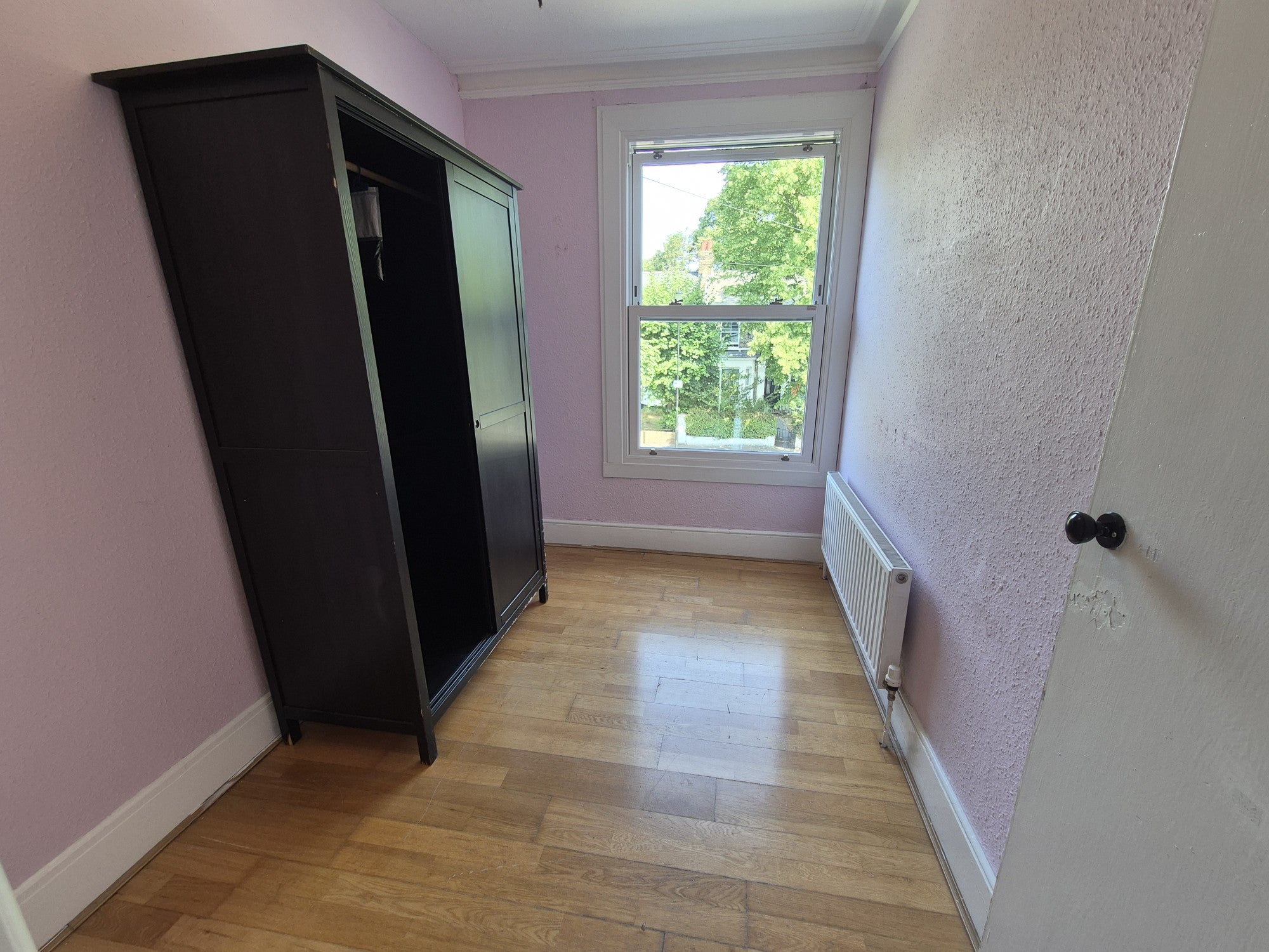 Flat Sebert Road in Greater London