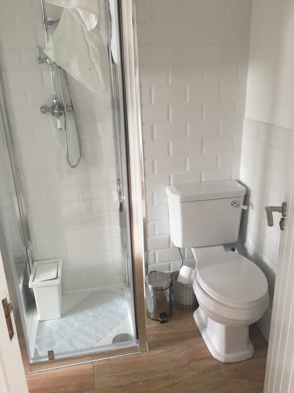 Room Penarth Portway in Penarth