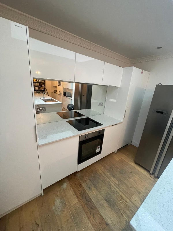 Room Alexandra Road in Brentwood