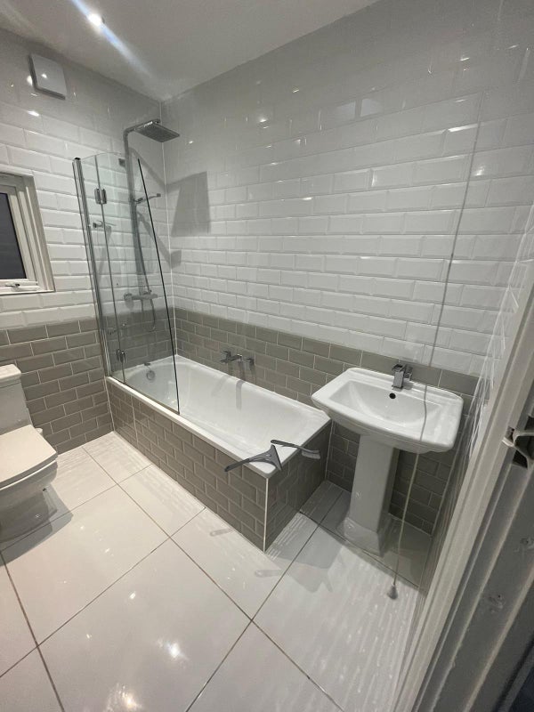 Room Alexandra Road in Brentwood