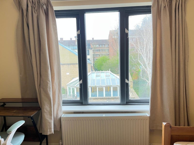 Room Canonbury Street in Greater London