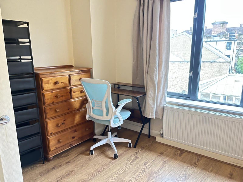 Room Canonbury Street in Greater London
