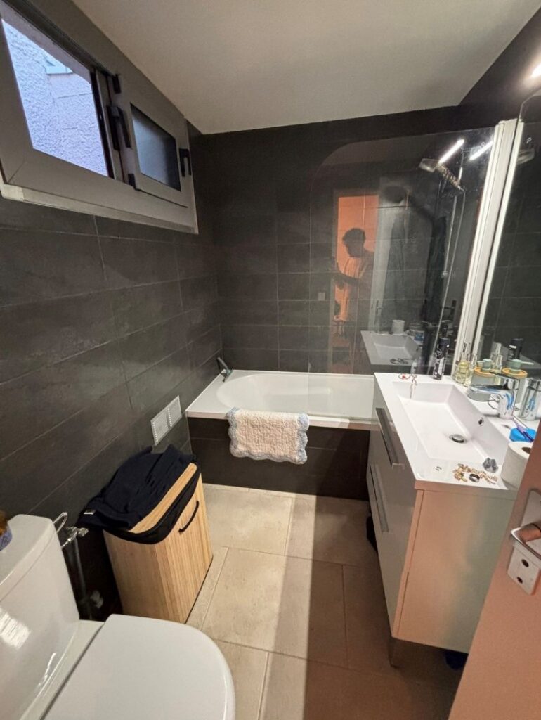 Flat Rue Raymond IV in Toulouse
