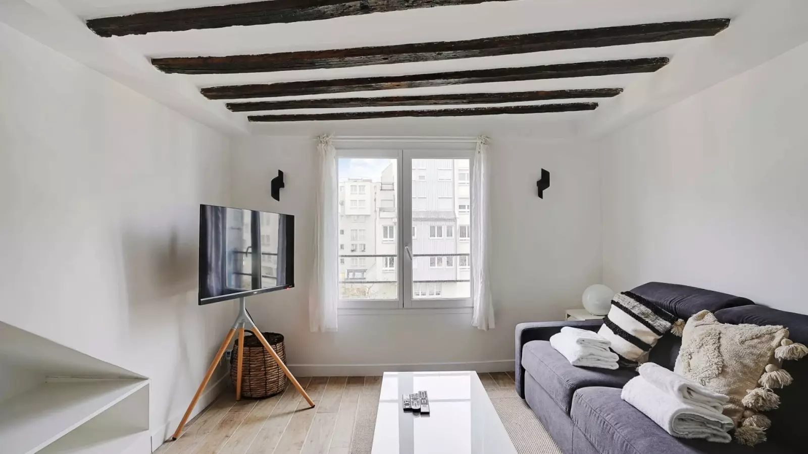 Appartement Rue du Grenier Saint-Lazare à Paris