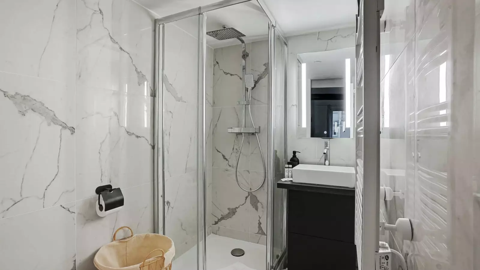 Appartement Rue du Grenier Saint-Lazare à Paris