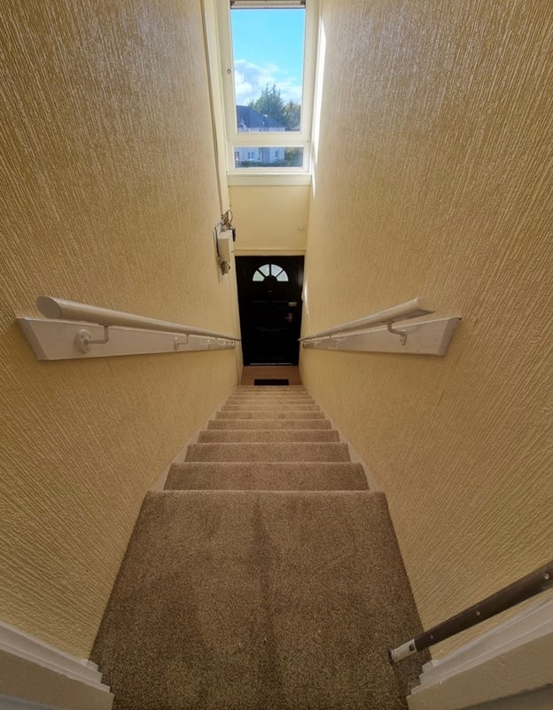 Room Stenhouse Drive in City of Edinburgh