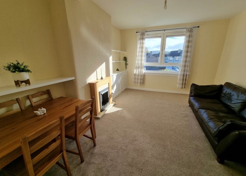 Room Stenhouse Drive in City of Edinburgh