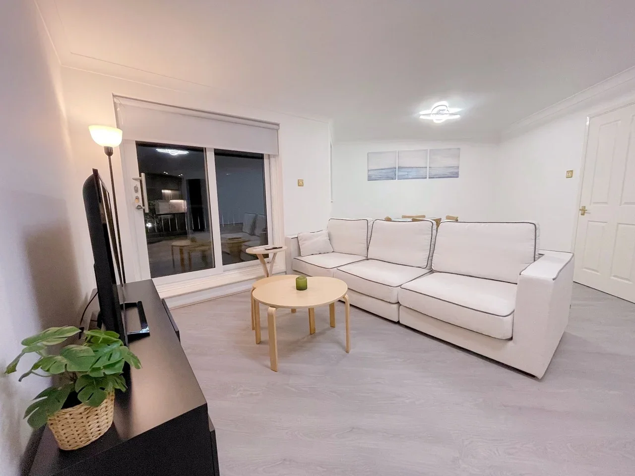 Flat Hooper Street in Greater London