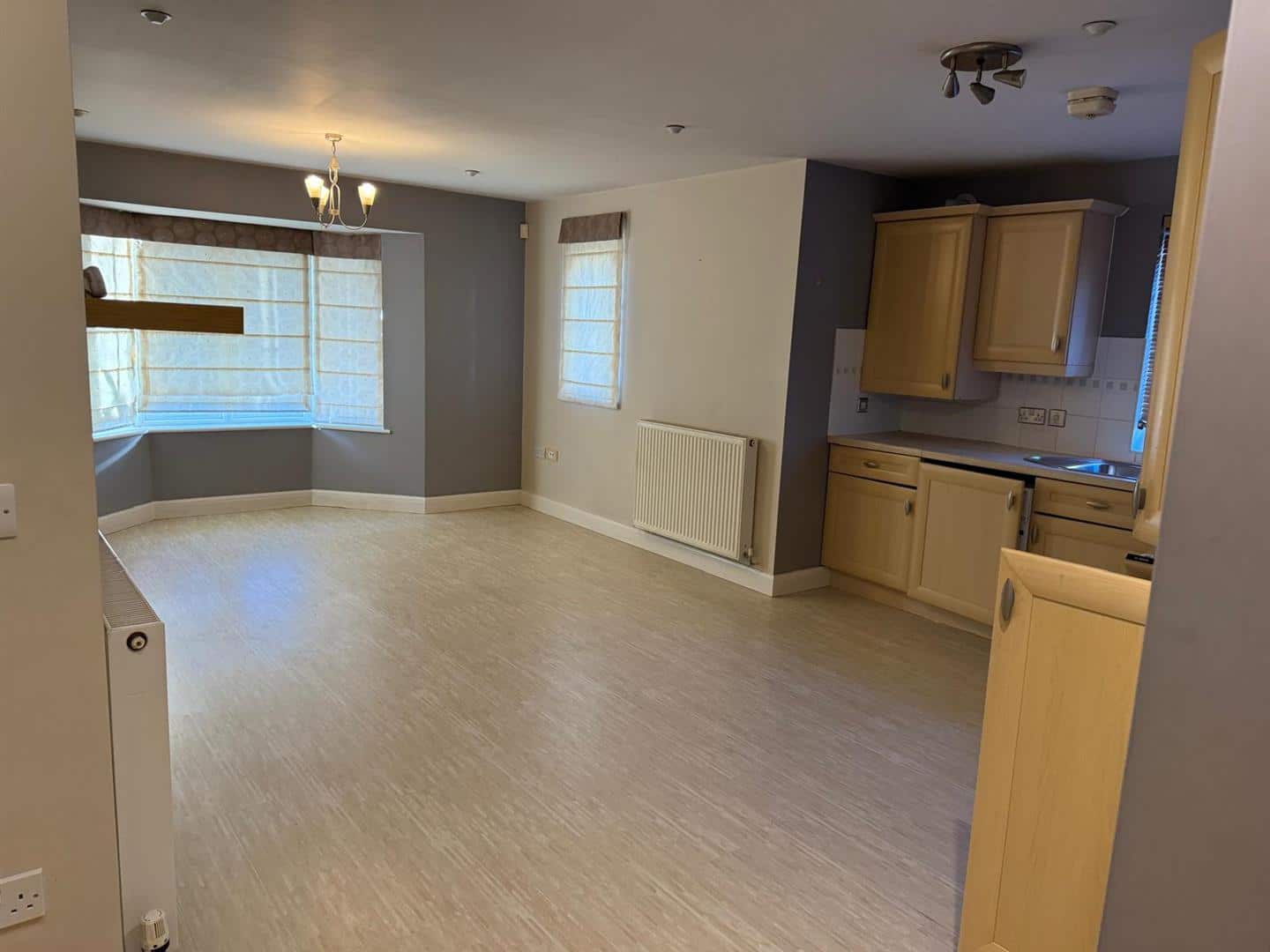 Flat Avocet Close in Rugby