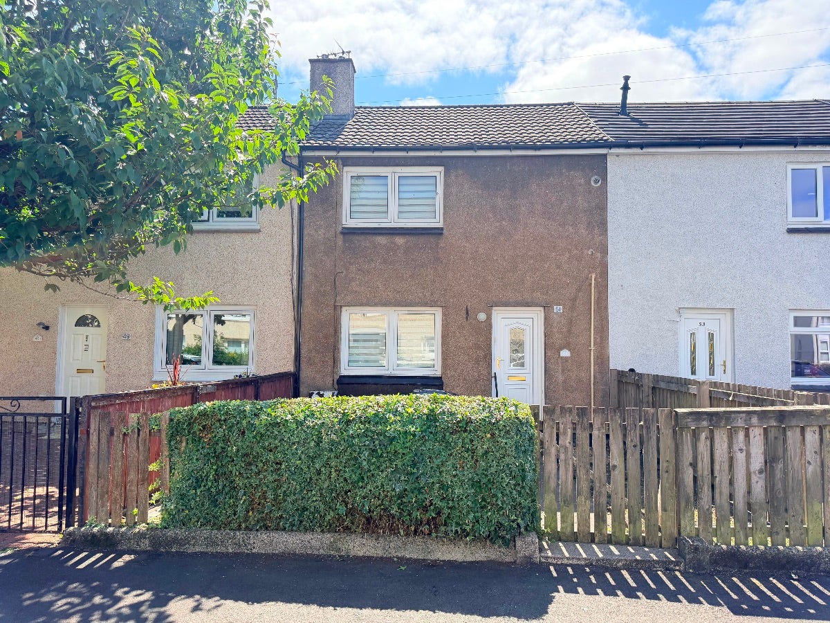 House Cowal Drive in Johnstone