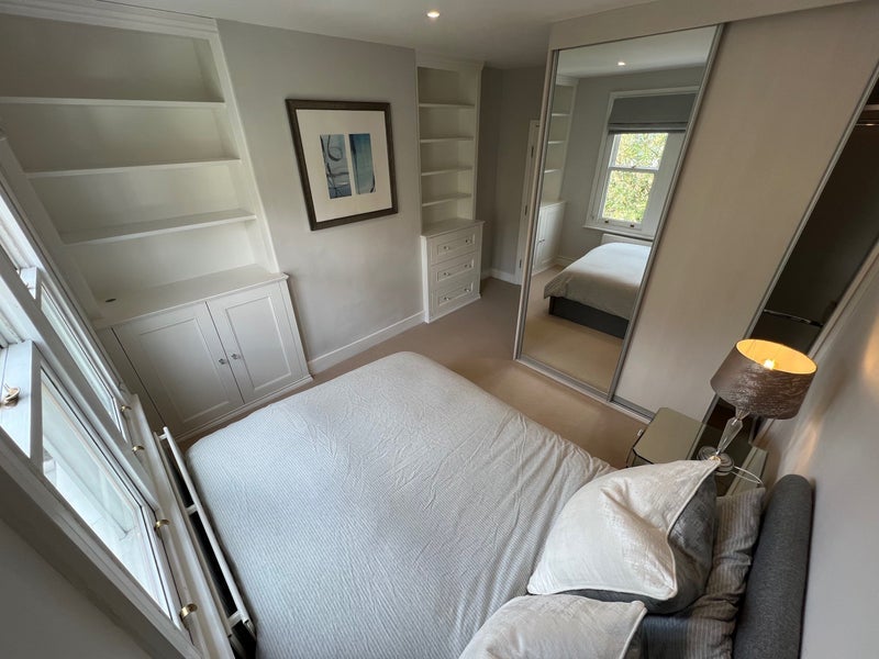 Room Stormont Road in Greater London
