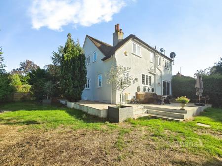 House Charters Road in Sunningdale