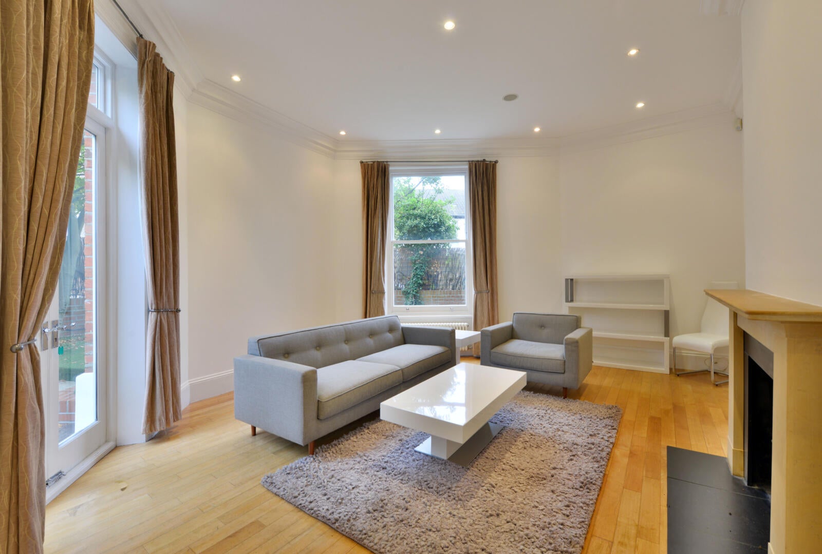 House Rudall Crescent in Greater London