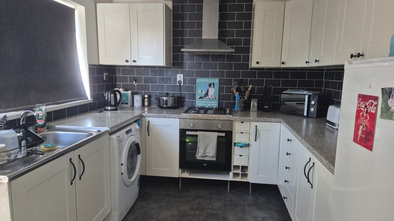 House Newgale Close in Barry