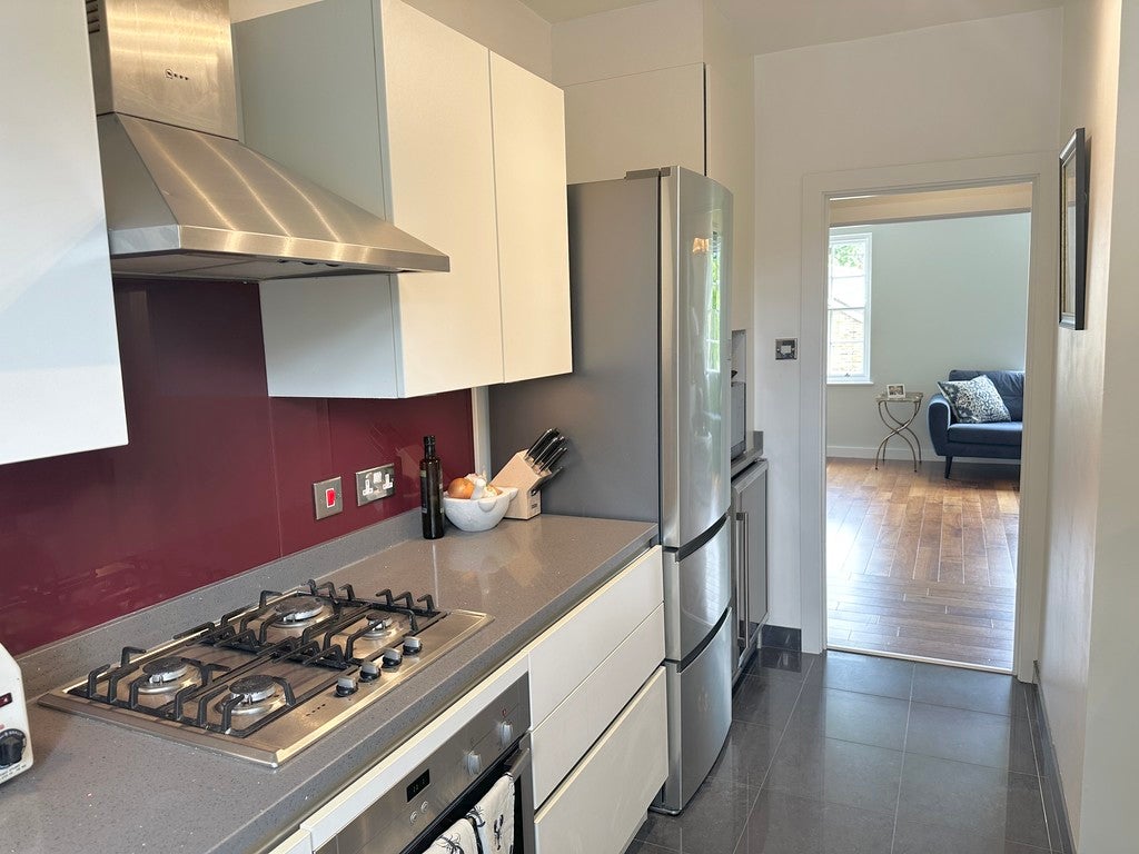 Flat Canonbury Road in Greater London