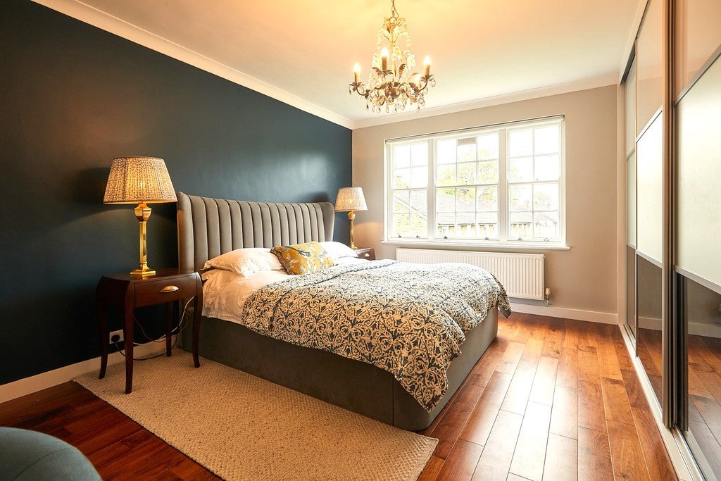 Flat Canonbury Road in Greater London