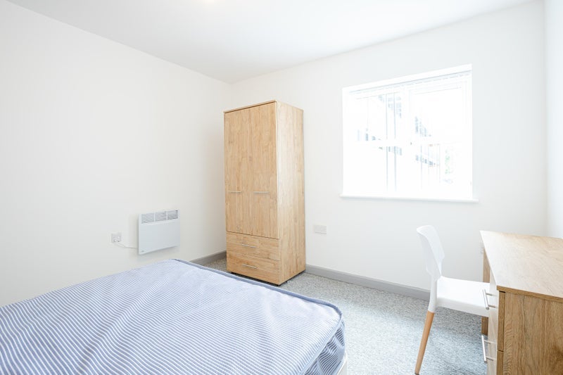 Room Spring Road in Ipswich