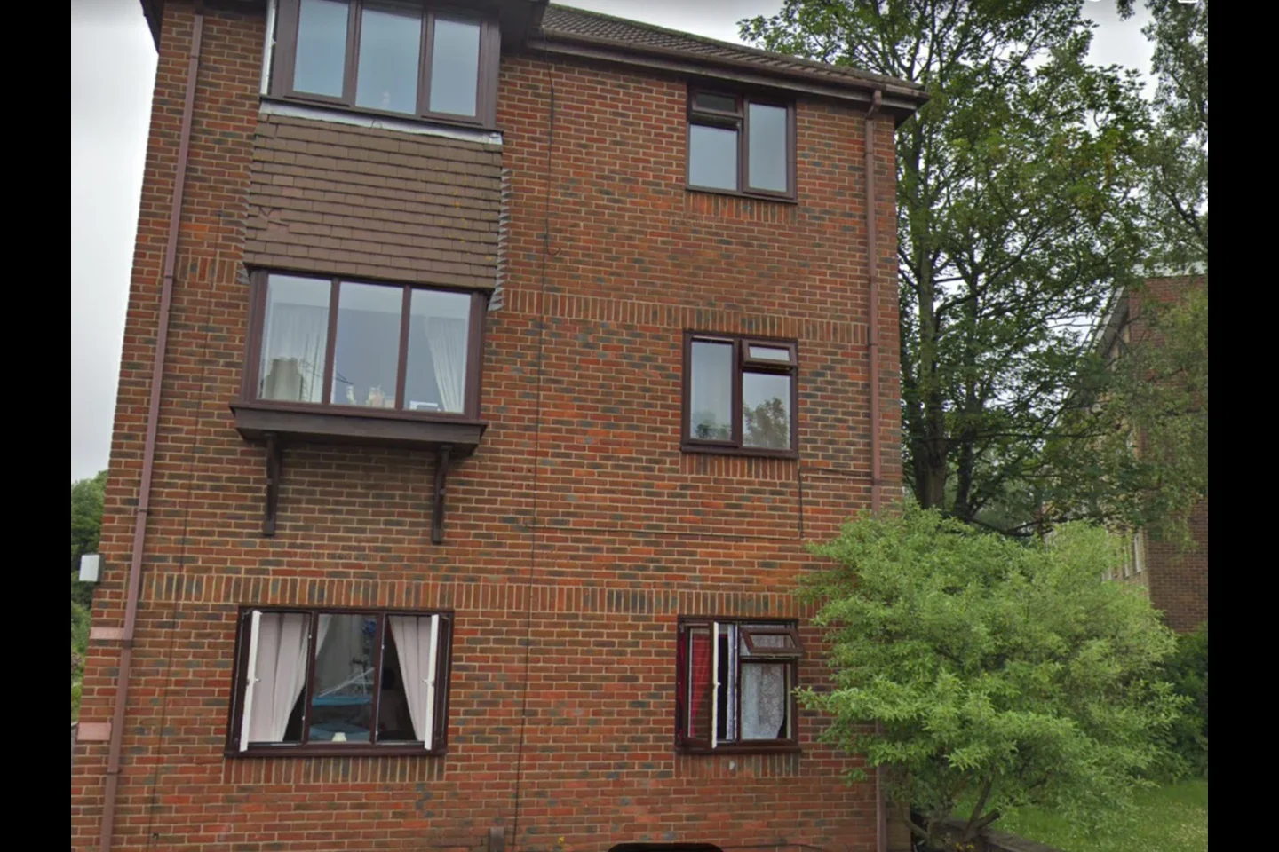 Flat Roberts Road in Southampton