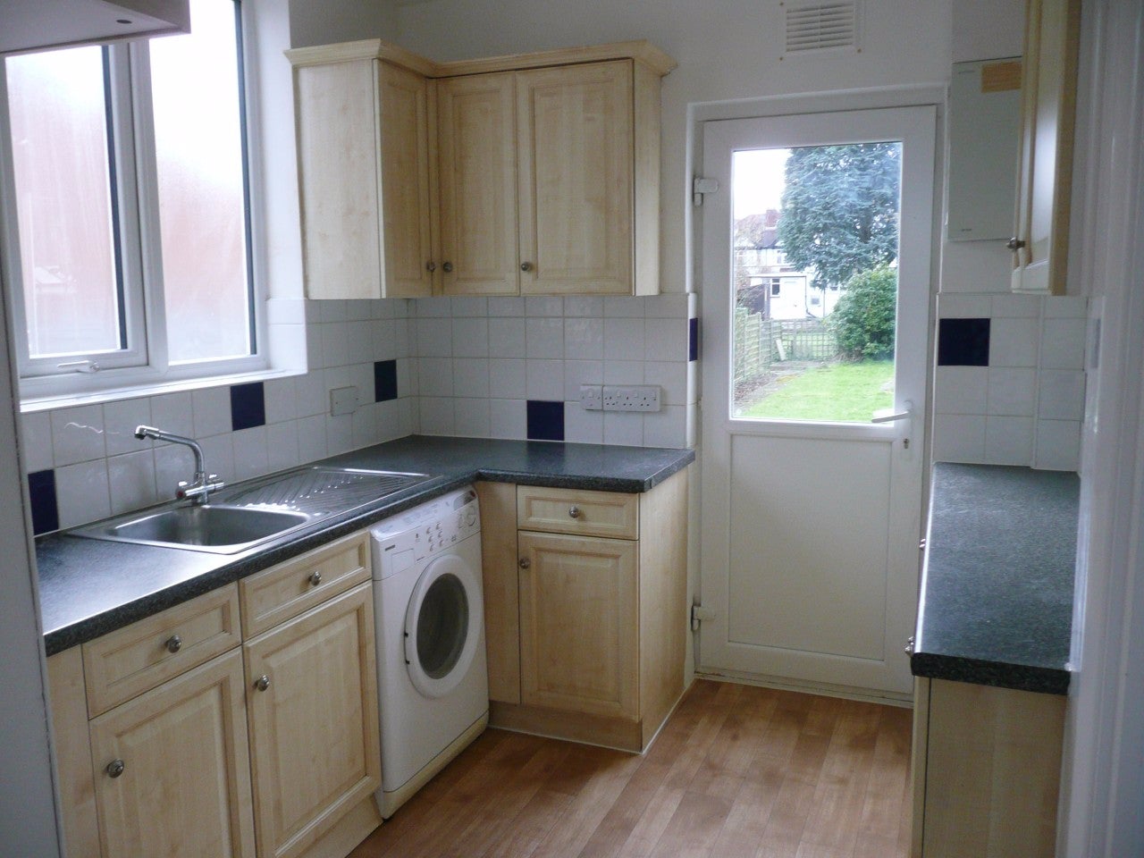 House Rowlands Avenue in Greater London