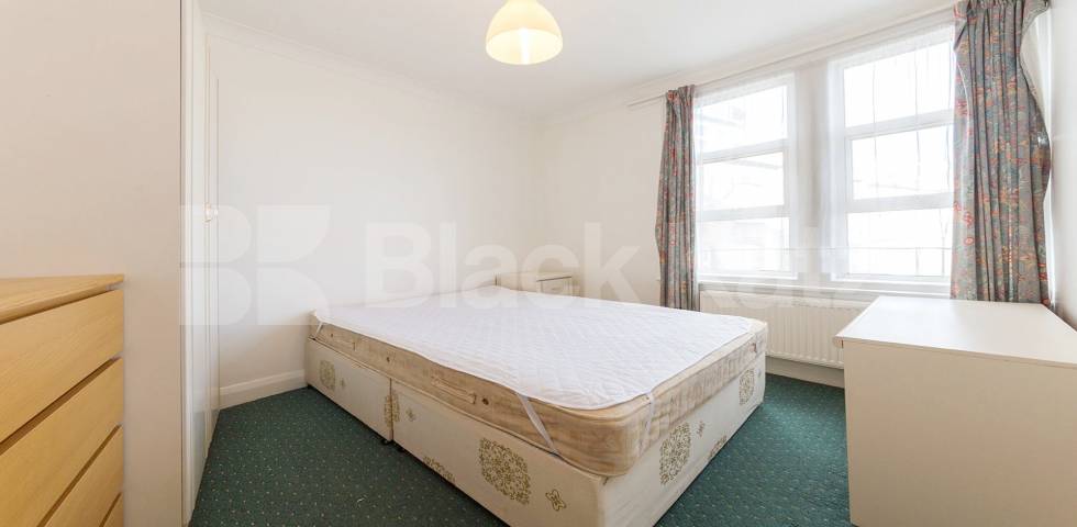 Flat Iverson Road in Greater London