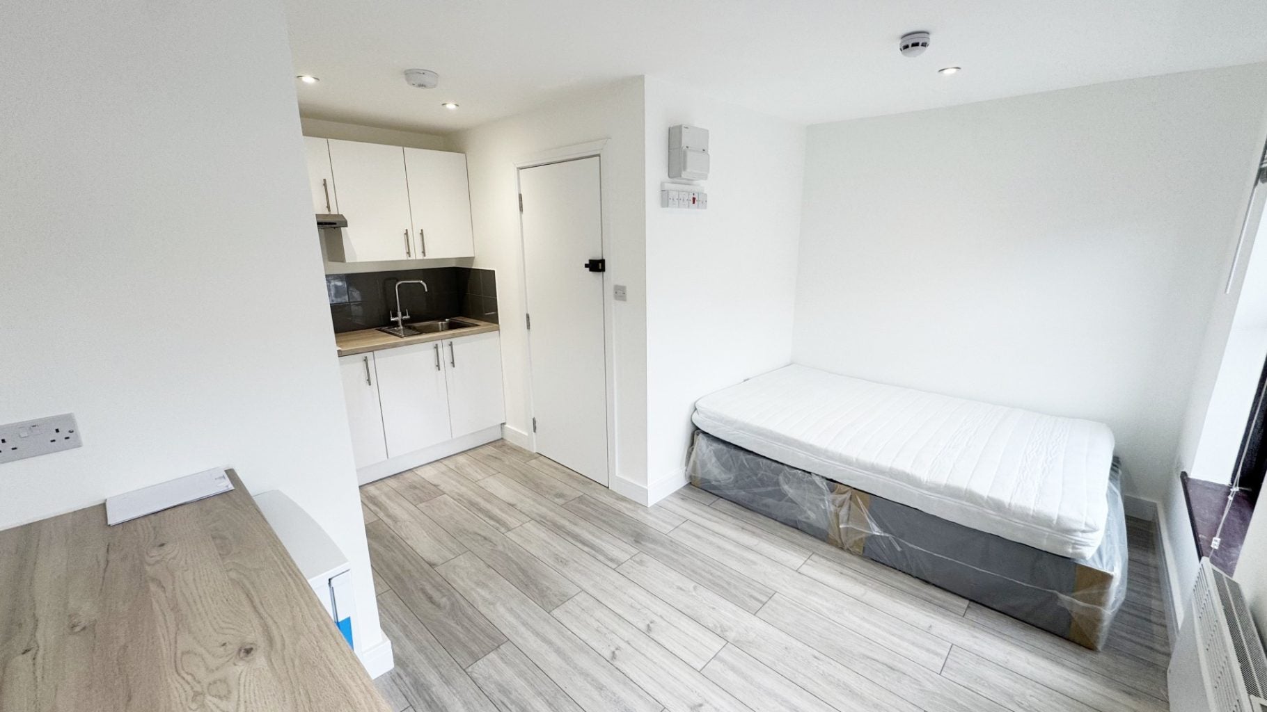 Flat Edmeston Close in Greater London