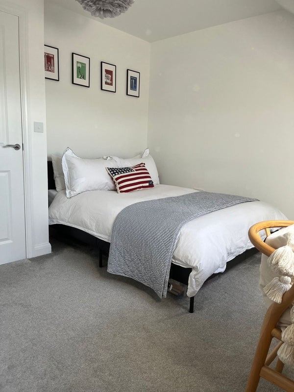 Room Lôn Y Goetre Fach in Cardiff