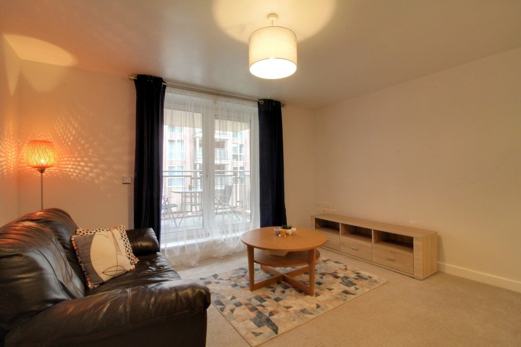 Flat Regent Place in Birmingham