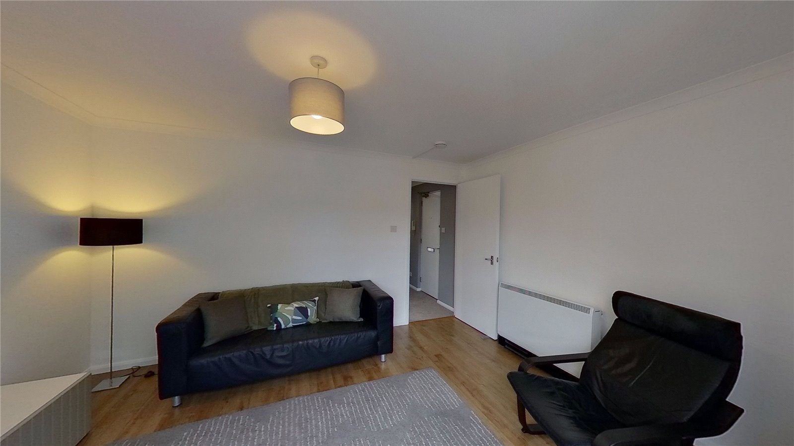 Flat Elbe Street in City of Edinburgh