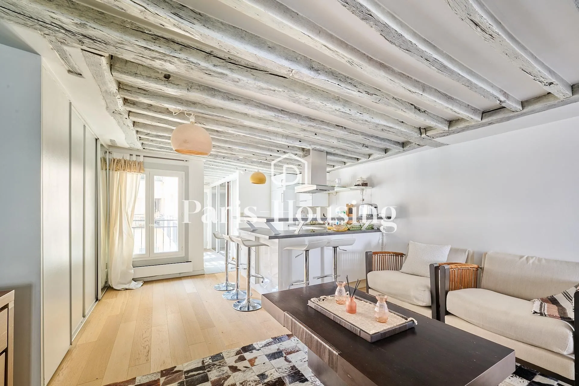 Flat Rue Notre-Dame de Bonne Nouvelle in Paris