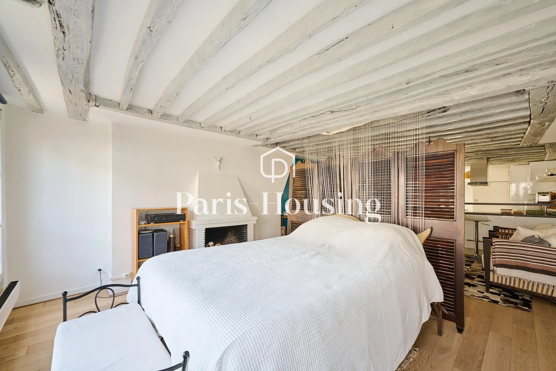 Flat Rue Notre-Dame de Bonne Nouvelle in Paris