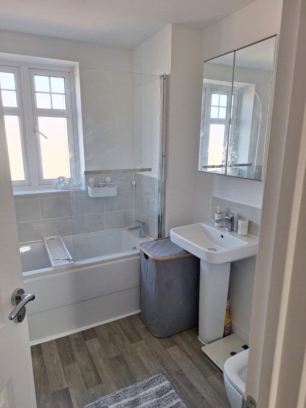 Room Wises Lane in Borough of Swale