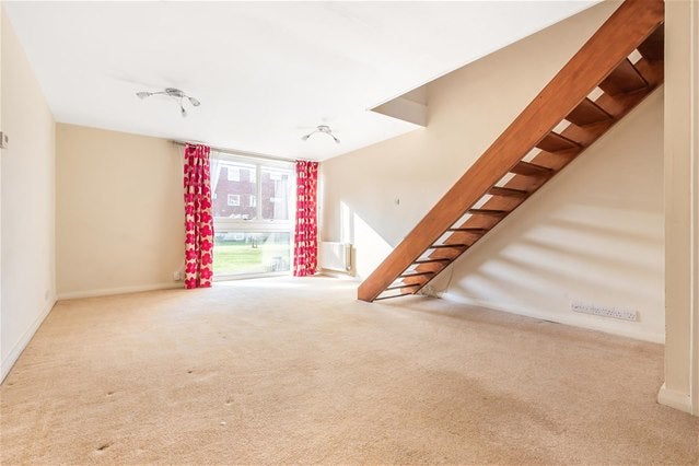 Flat Rodwell Road in London