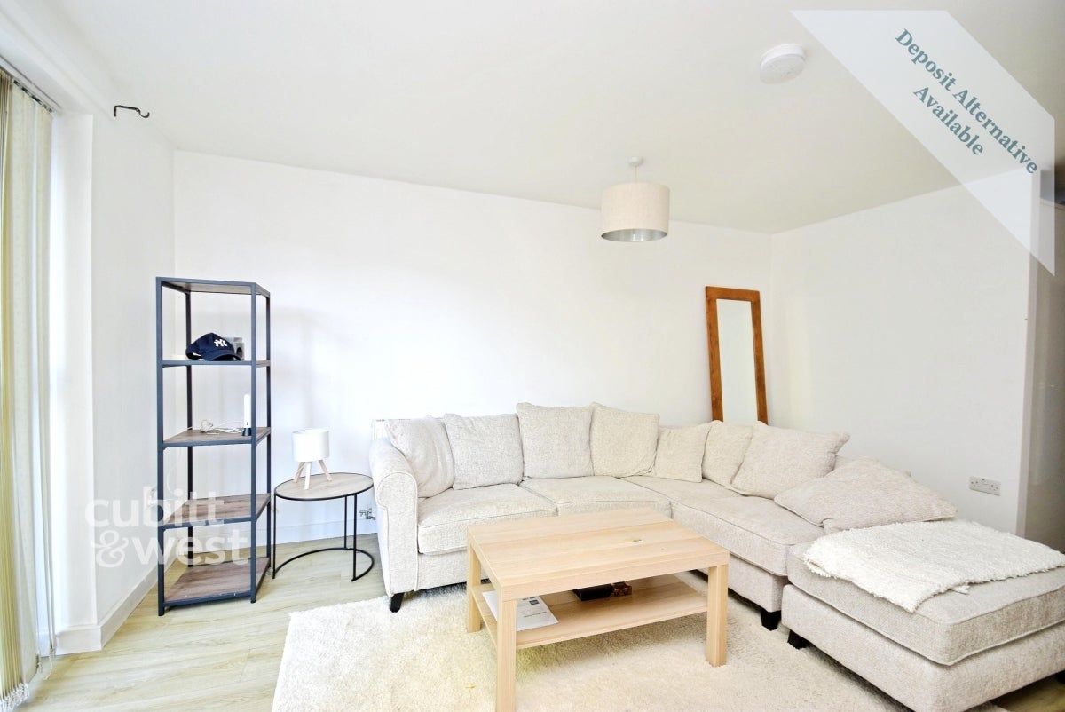 Flat Oakdene Road in Reigate and Banstead