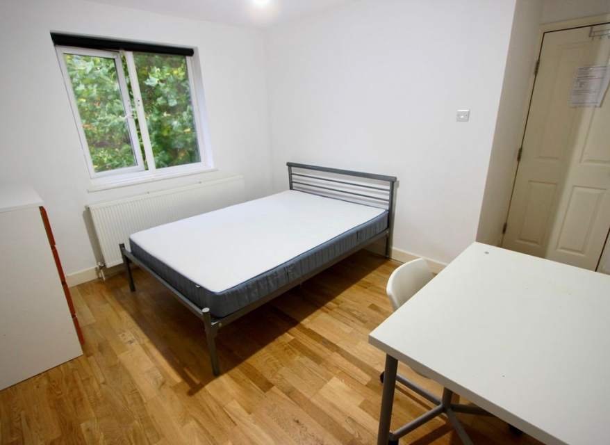 Room Goldings Crescent in Welwyn Hatfield
