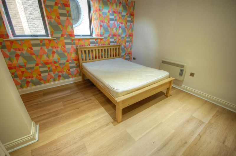 Flat Falconar's Court in Newcastle upon Tyne