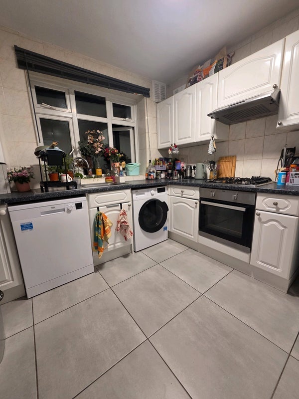 Room Cavendish Street in Greater London