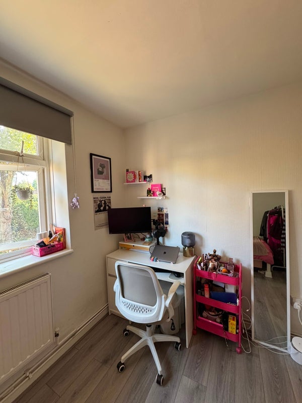 Room Cavendish Street in Greater London