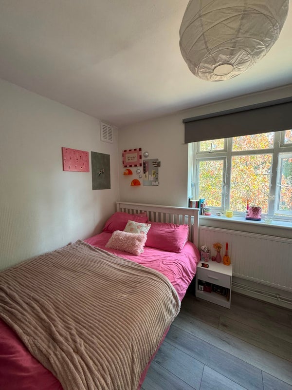 Room Cavendish Street in Greater London