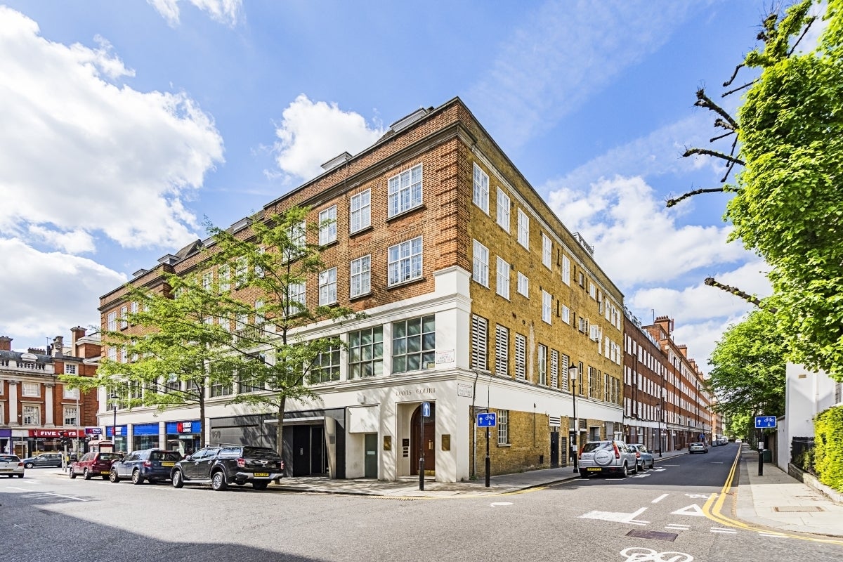 Flat Phillimore Walk in Greater London