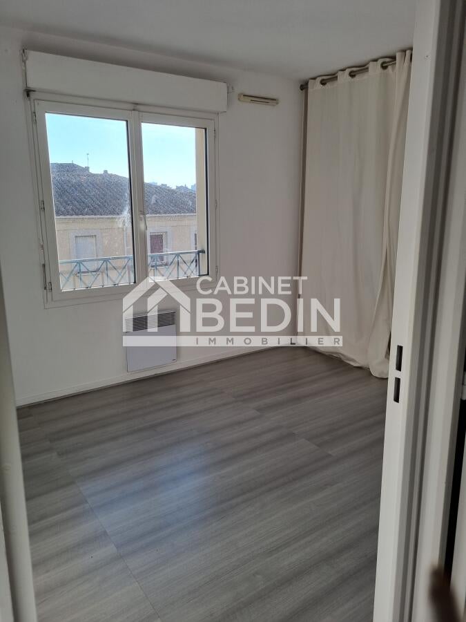 Flat Rue Lagrange in Bordeaux