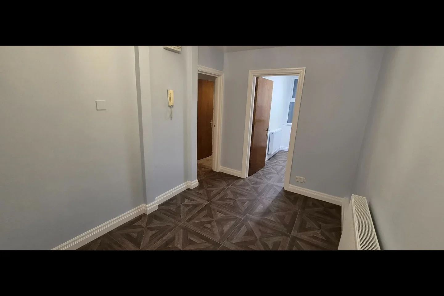 Flat Hornsey Lane in Greater London