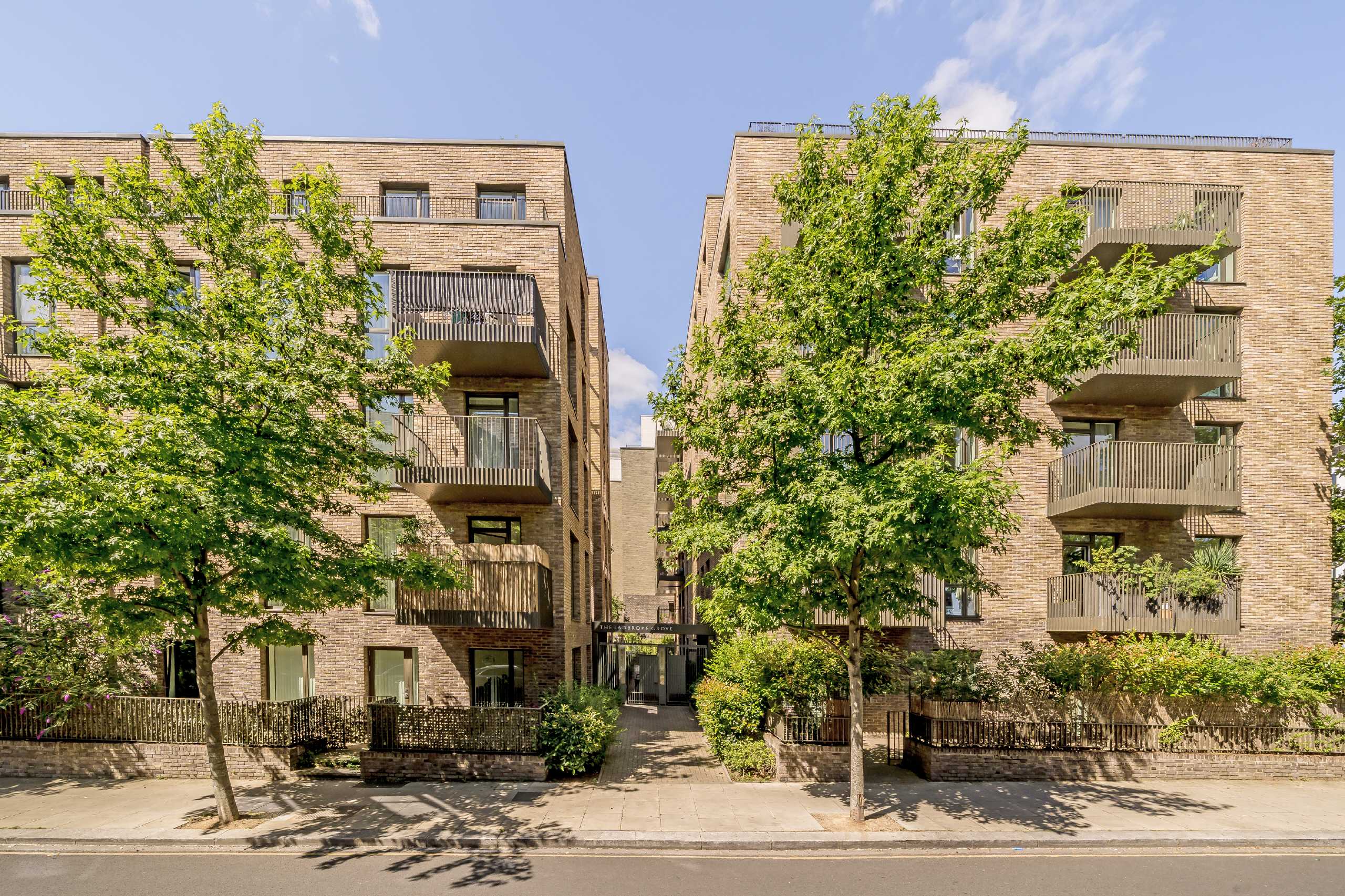 Flat West Row in Greater London