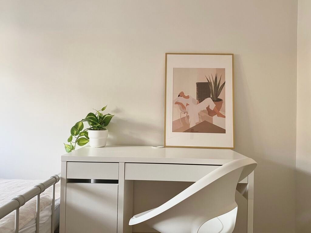 Room Buxton Street in Greater London