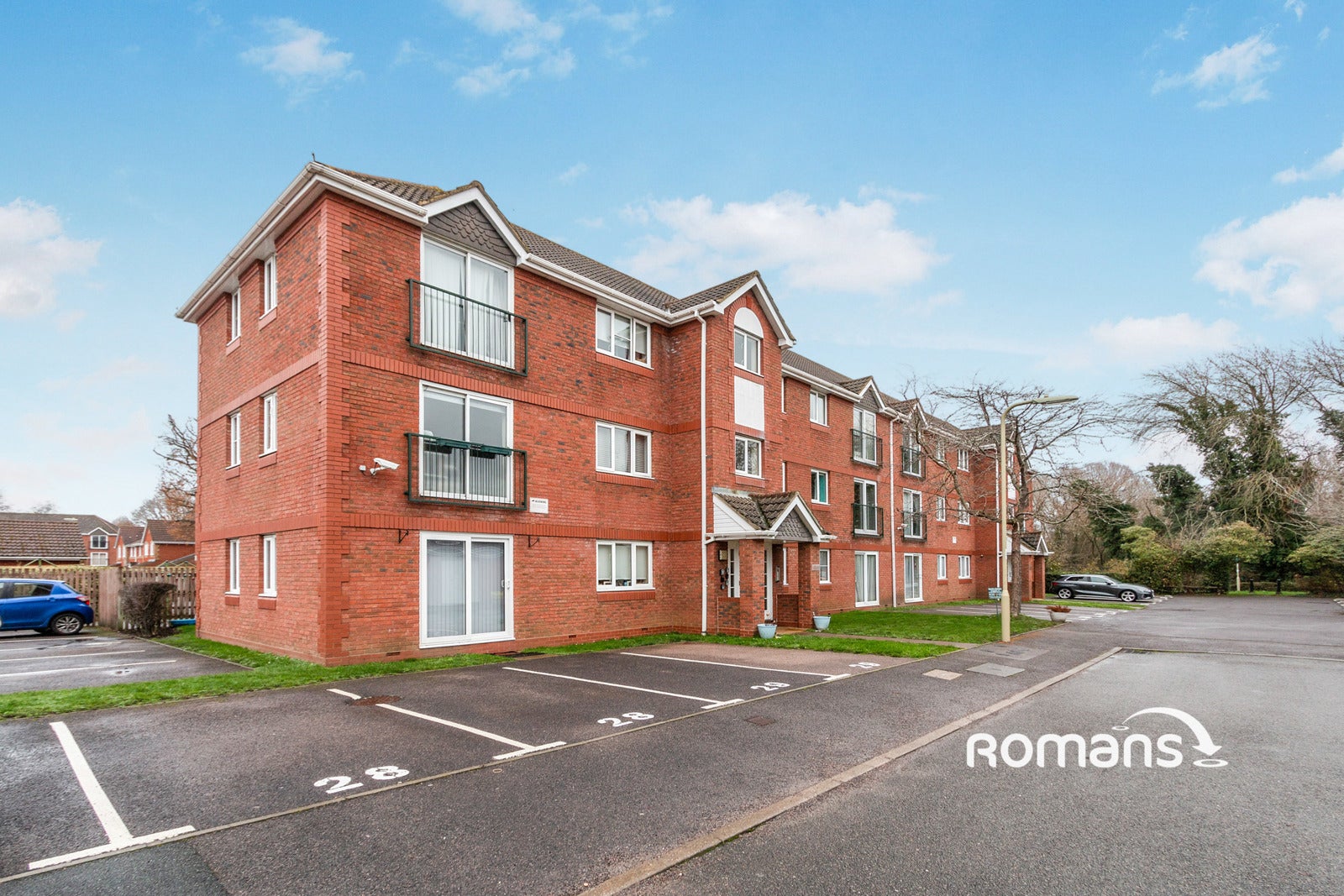 Flat Corfe Way in Rushmoor