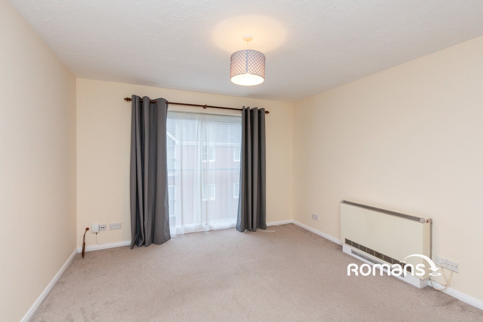 Flat Corfe Way in Rushmoor